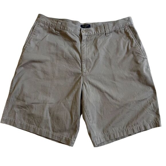Dockers khaki shorts size 36 - Picture 2 of 7